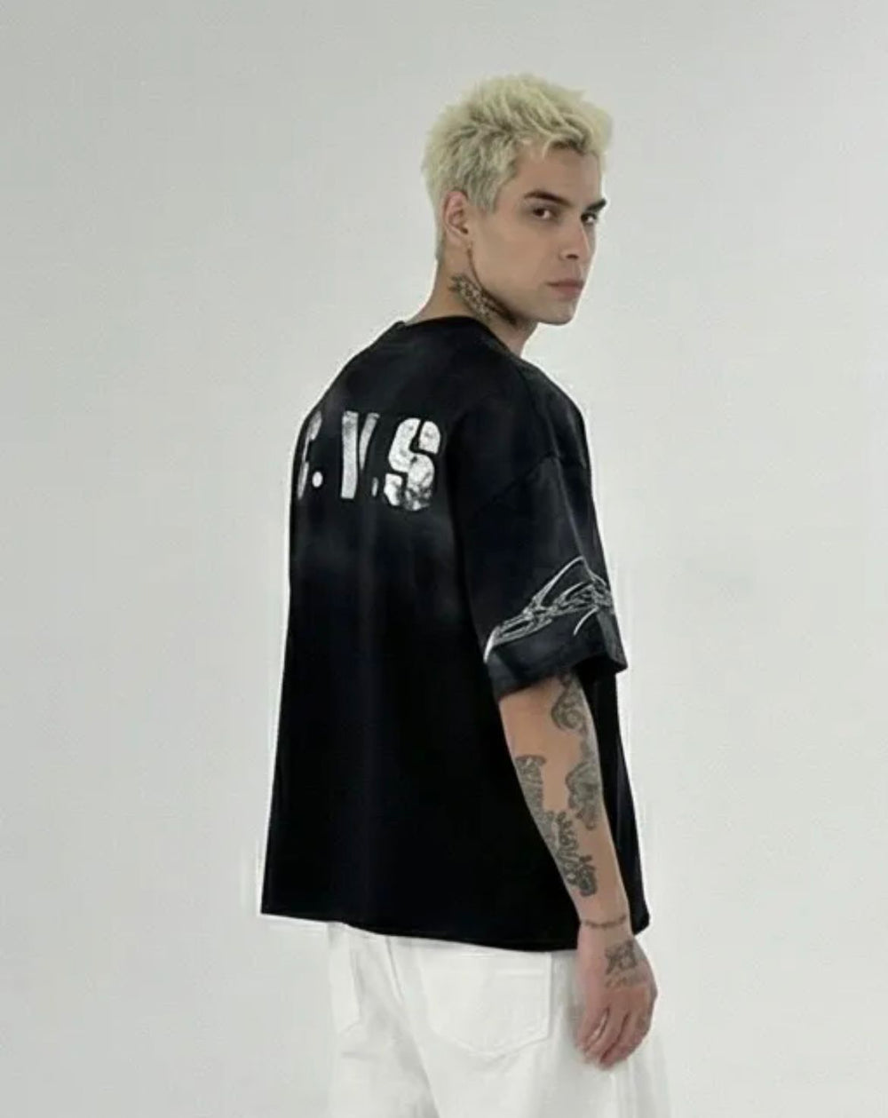 T-Shirt Oversize Nera con Stampa Uomo - Duca Homme