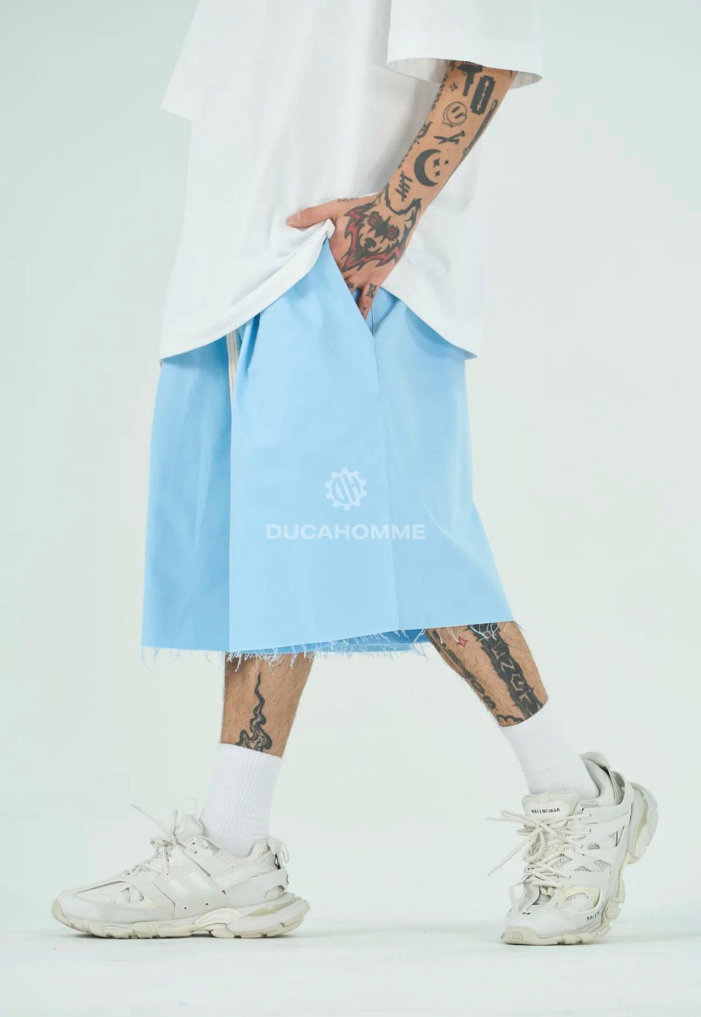 Bermuda Over Taglio Vivo | Duca Homme (celeste)