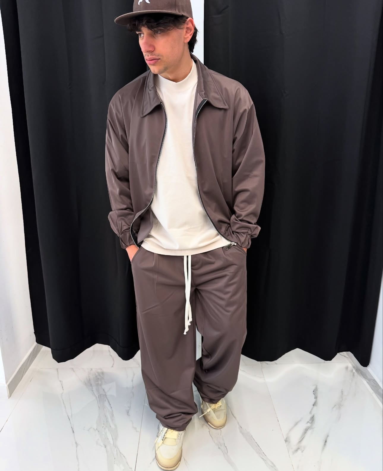 Pantaloni Tuta Uomo Duca Homme Marrone | Tessuto Tecnico | Fit Comodo