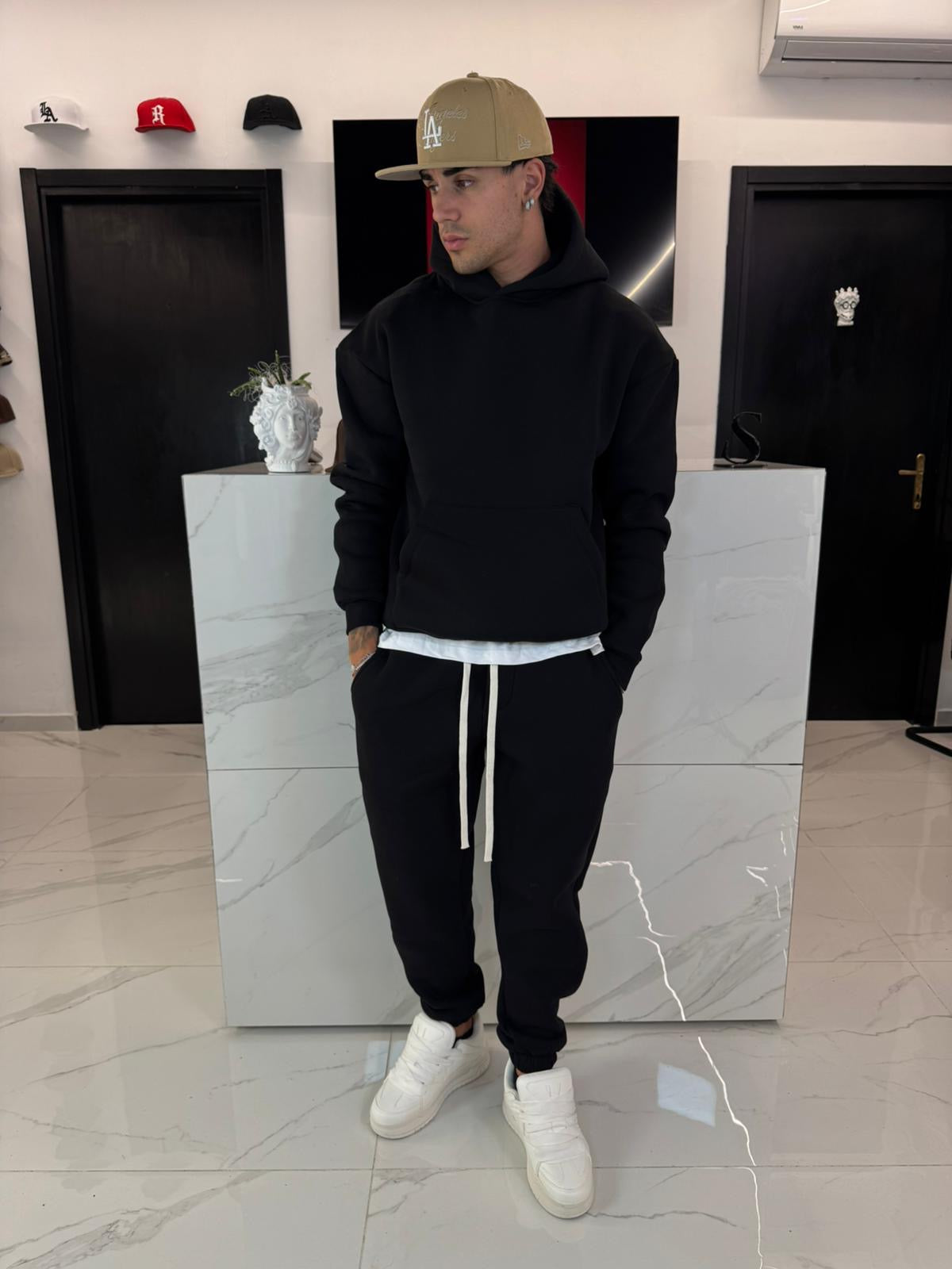 Felpa Hoodie Boxy Fit Nera (Taglio Corto) - Duca Homme Heavyweight