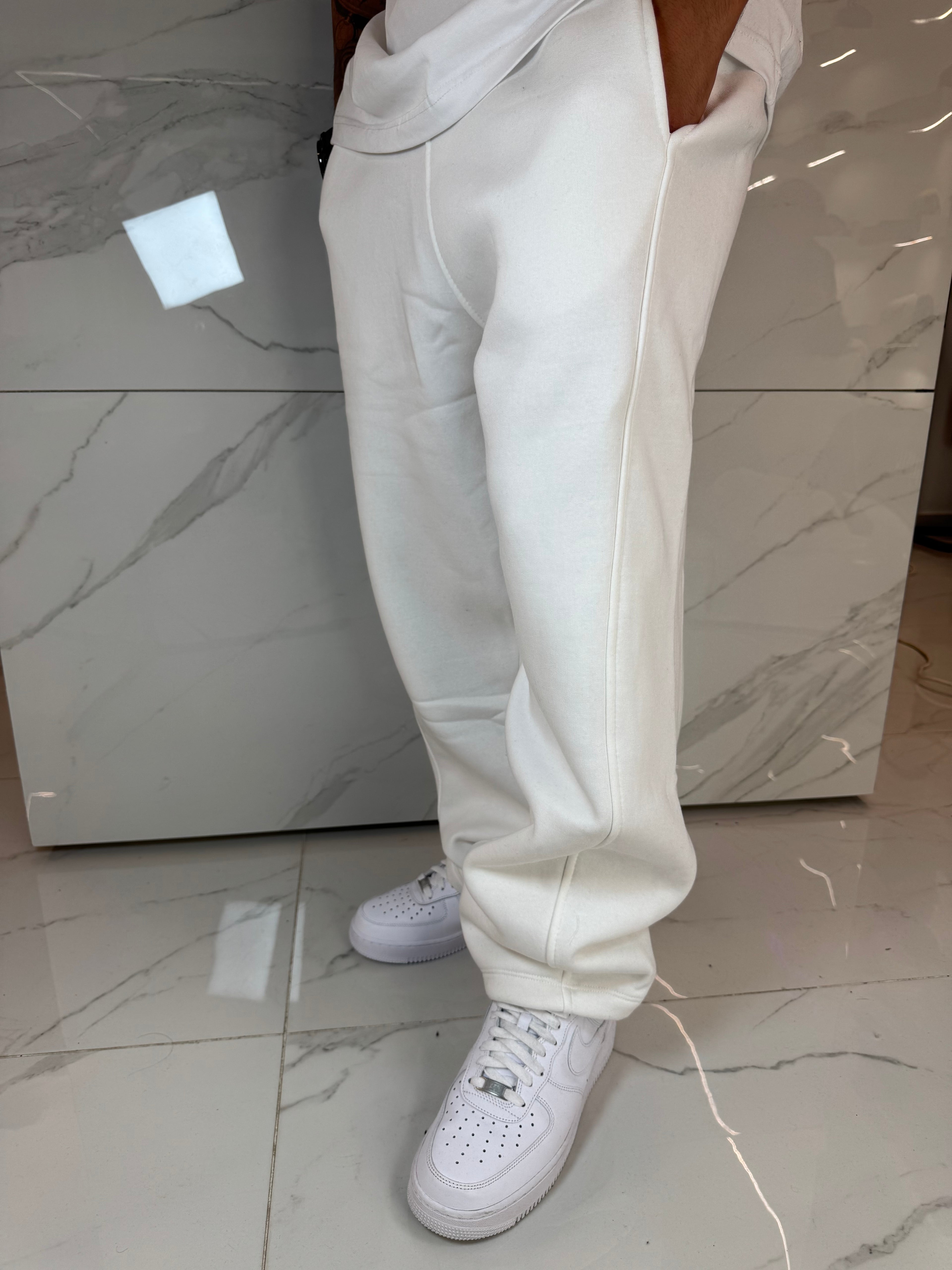 Pantaloni Tuta Baggy Bianchi Duca Homme | Riga Laterale | Streetwear